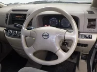 Nissan SERENA лот № 4037 оценка 3.5  с аукциона в Японии 2