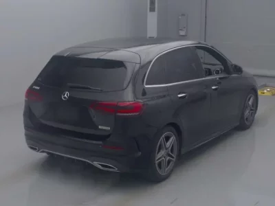 Mercedes-Benz B CLASS