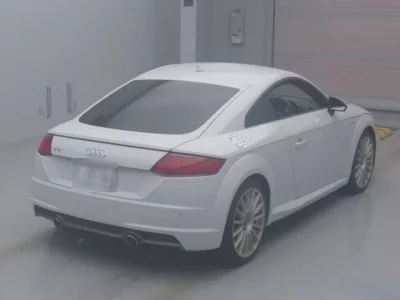 Audi TT  с аукциона в Японии