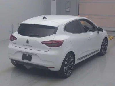 Renault LUTECIA  с аукциона в Японии