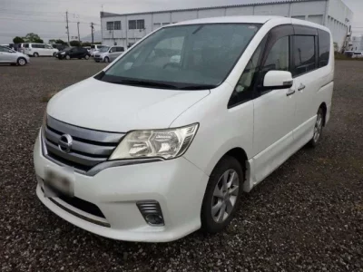Nissan SERENA  с аукциона в Японии