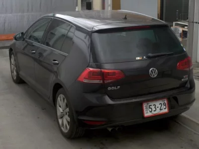 Volkswagen GOLF  с аукциона в Японии