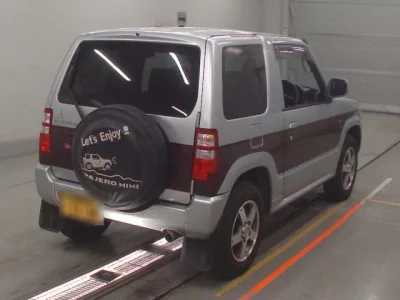 Mitsubishi PAJERO MINI