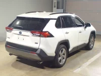 Toyota RAV4 лот № 32092 оценка 4  с аукциона в Японии 1