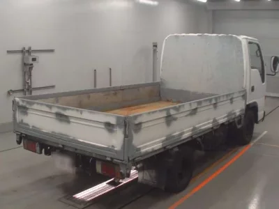 Isuzu ELF  с аукциона в Японии