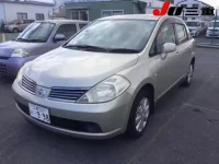 Nissan TIIDA LATIO лот № 139 оценка 3.5  с аукциона в Японии 7