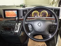 Nissan ELGRAND лот № 4050 оценка R  с аукциона в Японии 2
