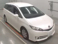 Toyota WISH лот № 30357 оценка 3  с аукциона в Японии 4