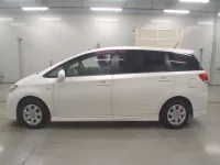 Toyota WISH лот № 30357 оценка 3  с аукциона в Японии 3