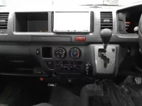 Toyota HIACE лот № 3194 оценка 3  с аукциона в Японии 8