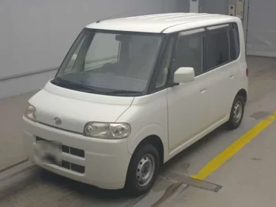 Daihatsu TANTO  с аукциона в Японии