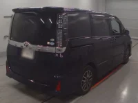 Toyota VOXY лот № 30361 оценка R  с аукциона в Японии 1