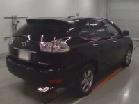 Toyota HARRIER лот № 30372 оценка 4  с аукциона в Японии 1