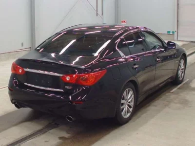 Nissan SKYLINE  с аукциона в Японии