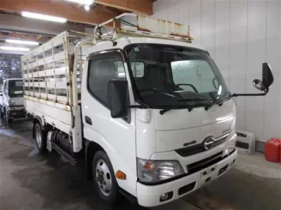 Hino DUTRO  с аукциона в Японии