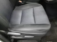 Toyota NOAH лот № 3222 оценка 3.5  с аукциона в Японии 7