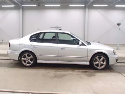 Subaru LEGACY B4  с аукциона в Японии