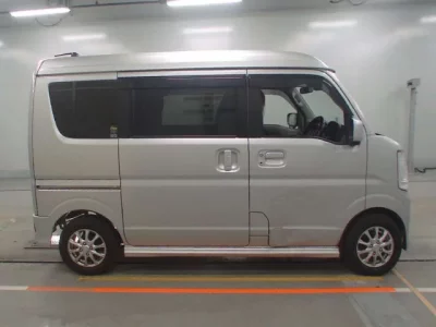 Mazda SCRUM  с аукциона в Японии