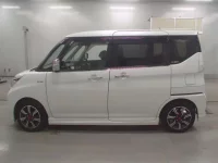 Suzuki SOLIO лот № 30395 оценка 4.5  с аукциона в Японии 3