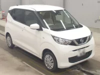 Nissan DAYZ лот № 3236 оценка 3  с аукциона в Японии 4