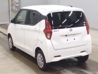 Nissan DAYZ лот № 3236 оценка 3  с аукциона в Японии 5