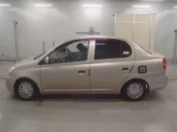 Toyota PLATZ лот № 50028 оценка 3.5  с аукциона в Японии 3
