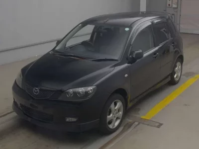 Mazda DEMIO  с аукциона в Японии