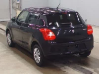 Suzuki SWIFT лот № 3239 оценка R  с аукциона в Японии 5