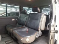Nissan CARAVAN лот № 30405 оценка 3  с аукциона в Японии 9