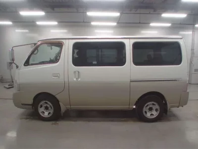 Nissan CARAVAN  с аукциона в Японии