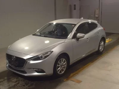 Mazda AXELA  с аукциона в Японии