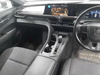 Toyota CROWN CROSSOVER лот № 30415 оценка 4.5  с аукциона в Японии 8