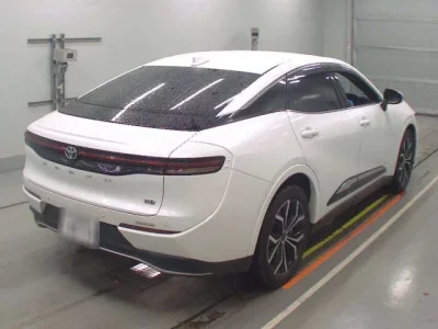 Toyota CROWN CROSSOVER  с аукциона в Японии