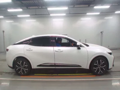 Toyota CROWN CROSSOVER  с аукциона в Японии