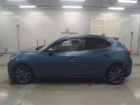 Mazda AXELA лот № 30427 оценка 4.5  с аукциона в Японии 3