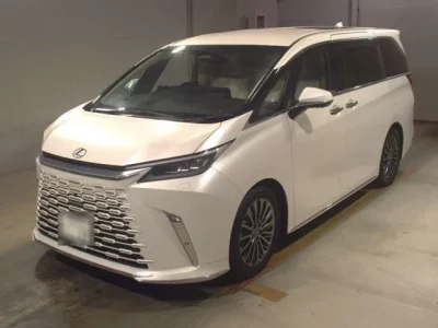 Lexus LM