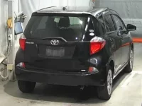 Toyota RACTIS лот № 3036 оценка 3  с аукциона в Японии 1