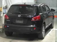 Nissan DUALIS лот № 3040 оценка 4  с аукциона в Японии 1