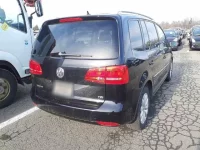 Volkswagen GOLF TOURAN лот № 8001 оценка 99  с аукциона в Японии 1