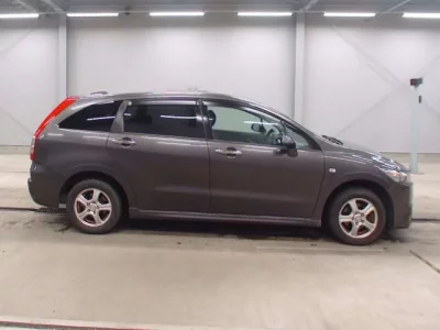 Honda STREAM  с аукциона в Японии