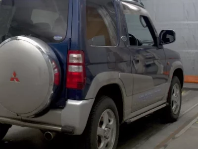 Mitsubishi PAJERO MINI