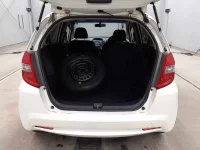 Honda FIT лот № 5512 оценка 3  с аукциона в Японии 10