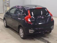 Honda FIT лот № 5513 оценка 3.5  с аукциона в Японии 5