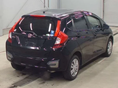 Honda FIT  с аукциона в Японии