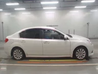 Subaru LEGACY B4 лот № 30480 оценка R  с аукциона в Японии 2