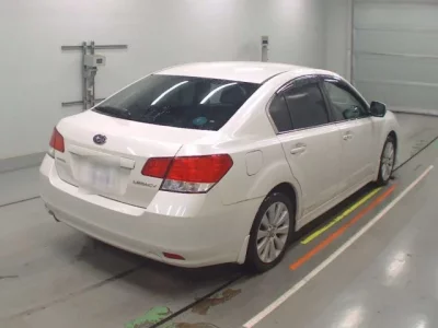 Subaru LEGACY B4  с аукциона в Японии