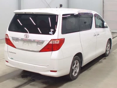 Toyota ALPHARD  с аукциона в Японии