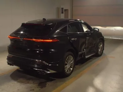 Toyota HARRIER  с аукциона в Японии