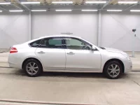 Nissan TEANA лот № 5560 оценка 3.5  с аукциона в Японии 2
