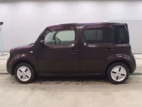 Nissan CUBE лот № 5557 оценка 3.5  с аукциона в Японии 3